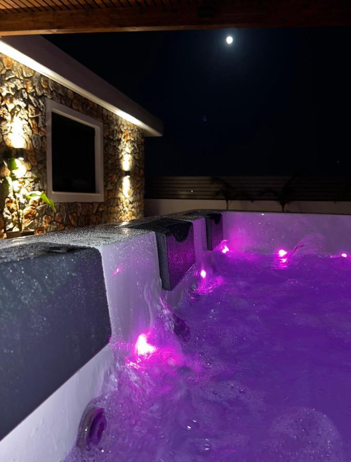 Odyssea Top View & Hot Jacuzzi Front Beach Kremastí Exterior foto