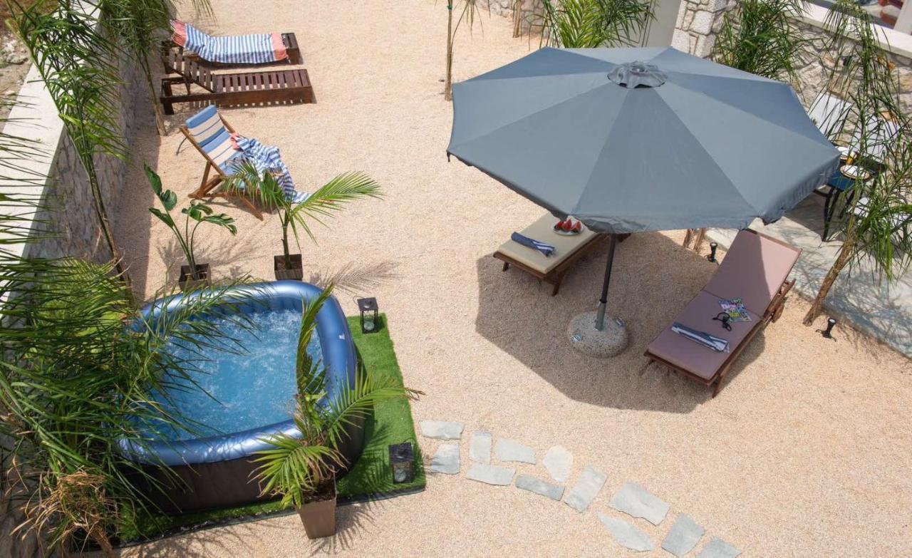 Odyssea Top View & Hot Jacuzzi Front Beach Kremastí Exterior foto